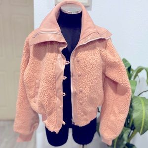 🎉SOLD ELSEWHERE 🎉 Pink Forever 21 fluff jacket.